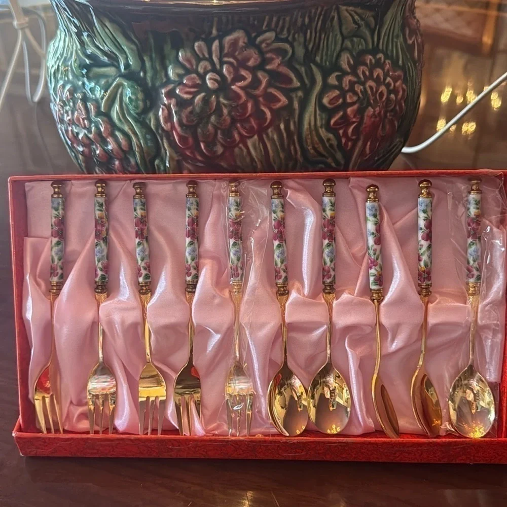 Stainless 🔥Sale🔥small forks and spoons NWOT